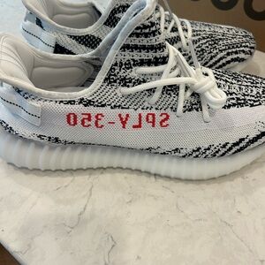 Adidas Yeezy Boost 350 V2